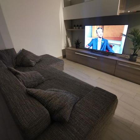 Shining House In Milan Apartment Екстериор снимка