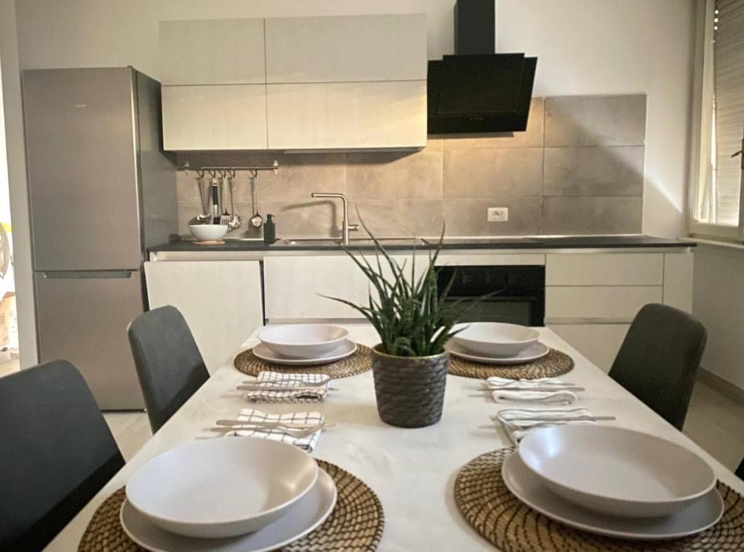Shining House In Milan Apartment Екстериор снимка