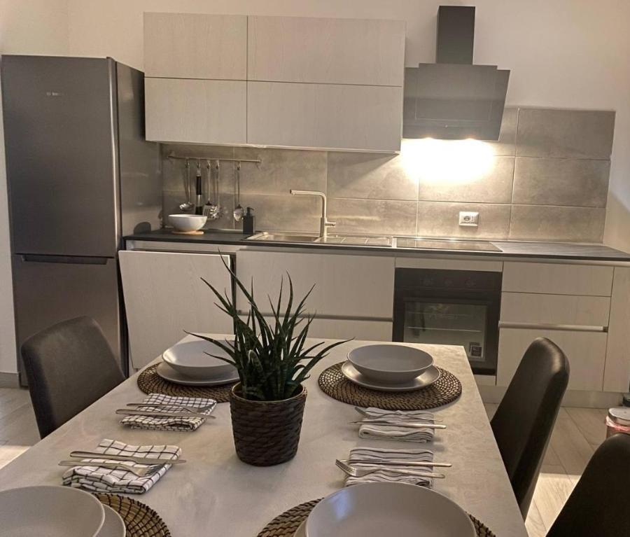 Shining House In Milan Apartment Екстериор снимка